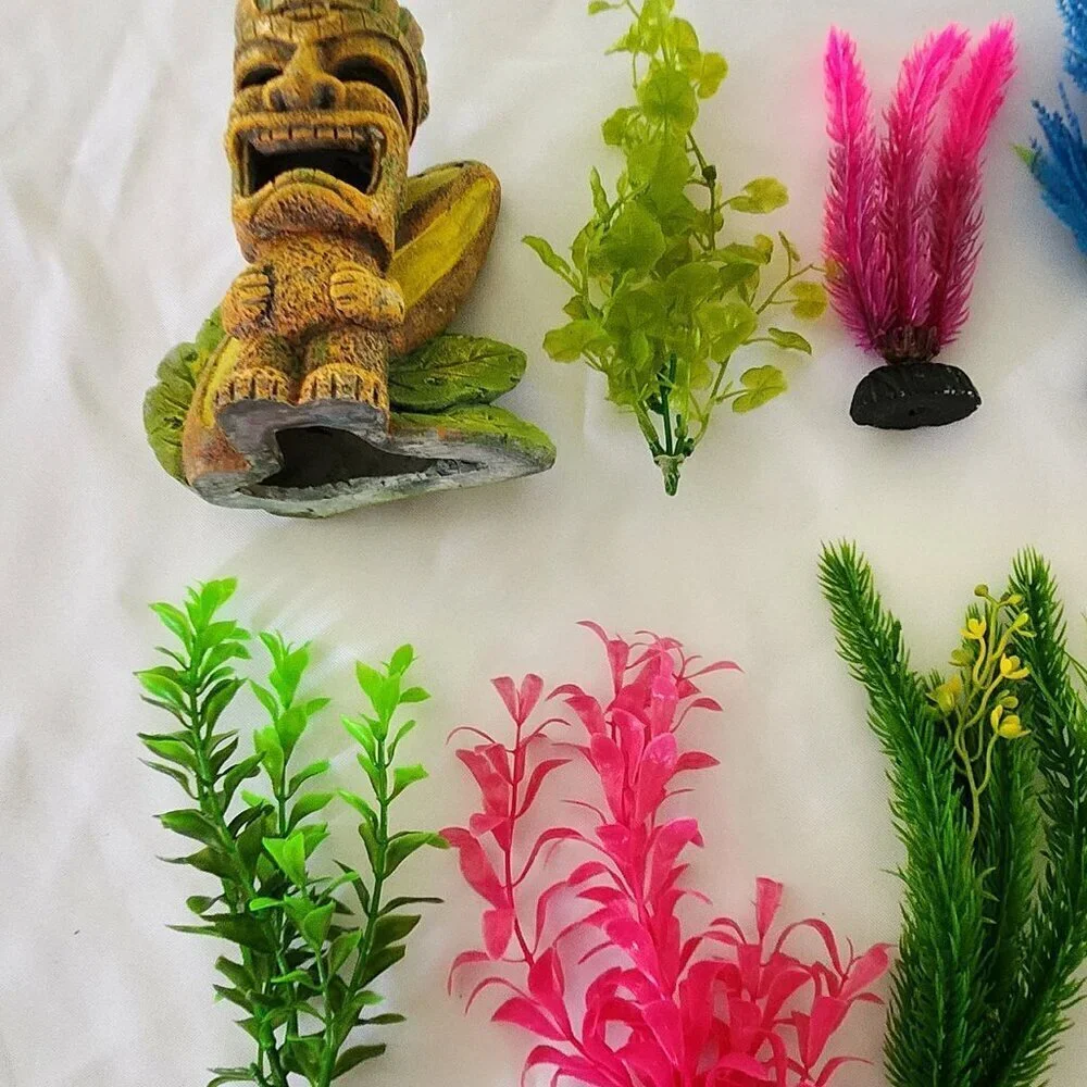11-Piece Aquarium Decorations